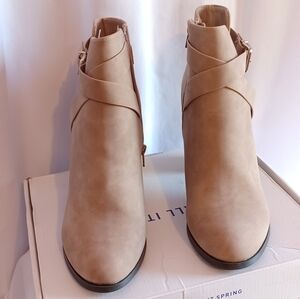 Call It Spring Tecia Tan Faux Leather Ankle Boots Size 11M